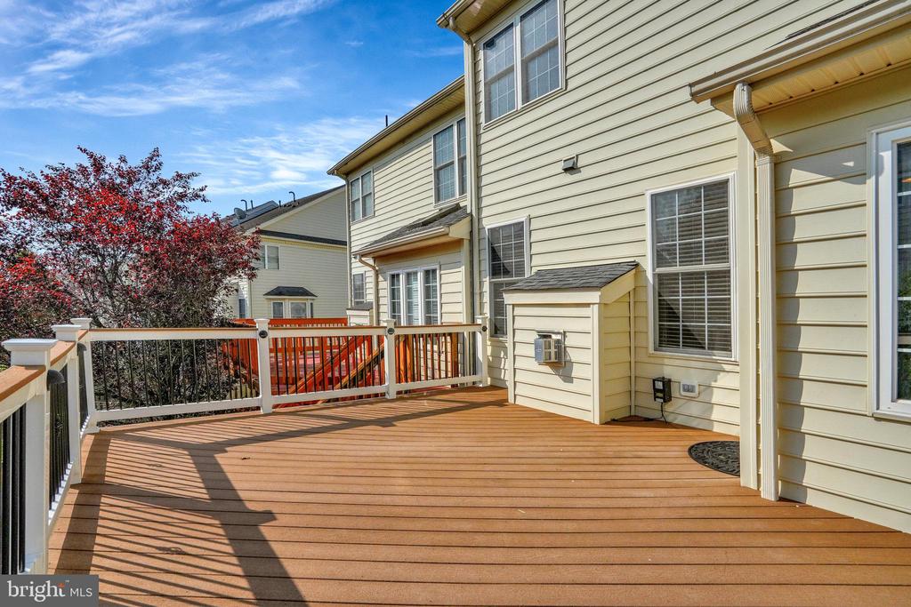 25240 WHIPPOORWILL TER