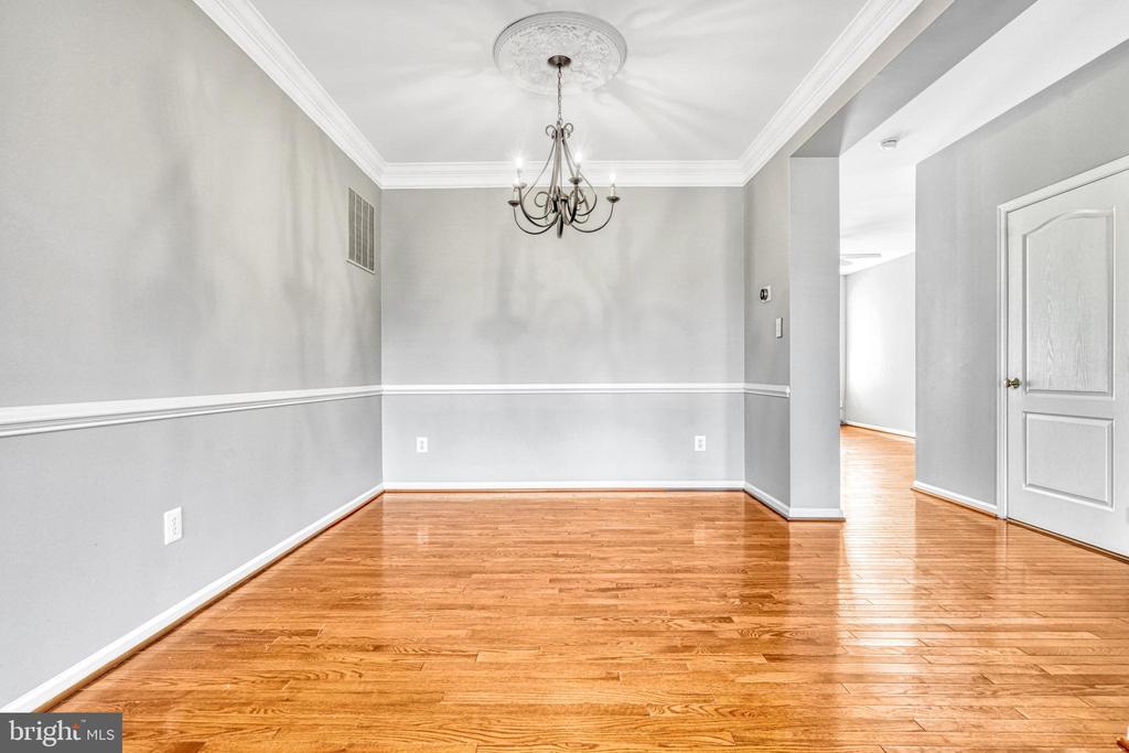 25240 WHIPPOORWILL TER