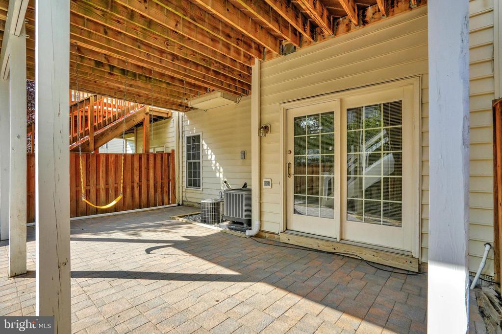 25240 WHIPPOORWILL TER