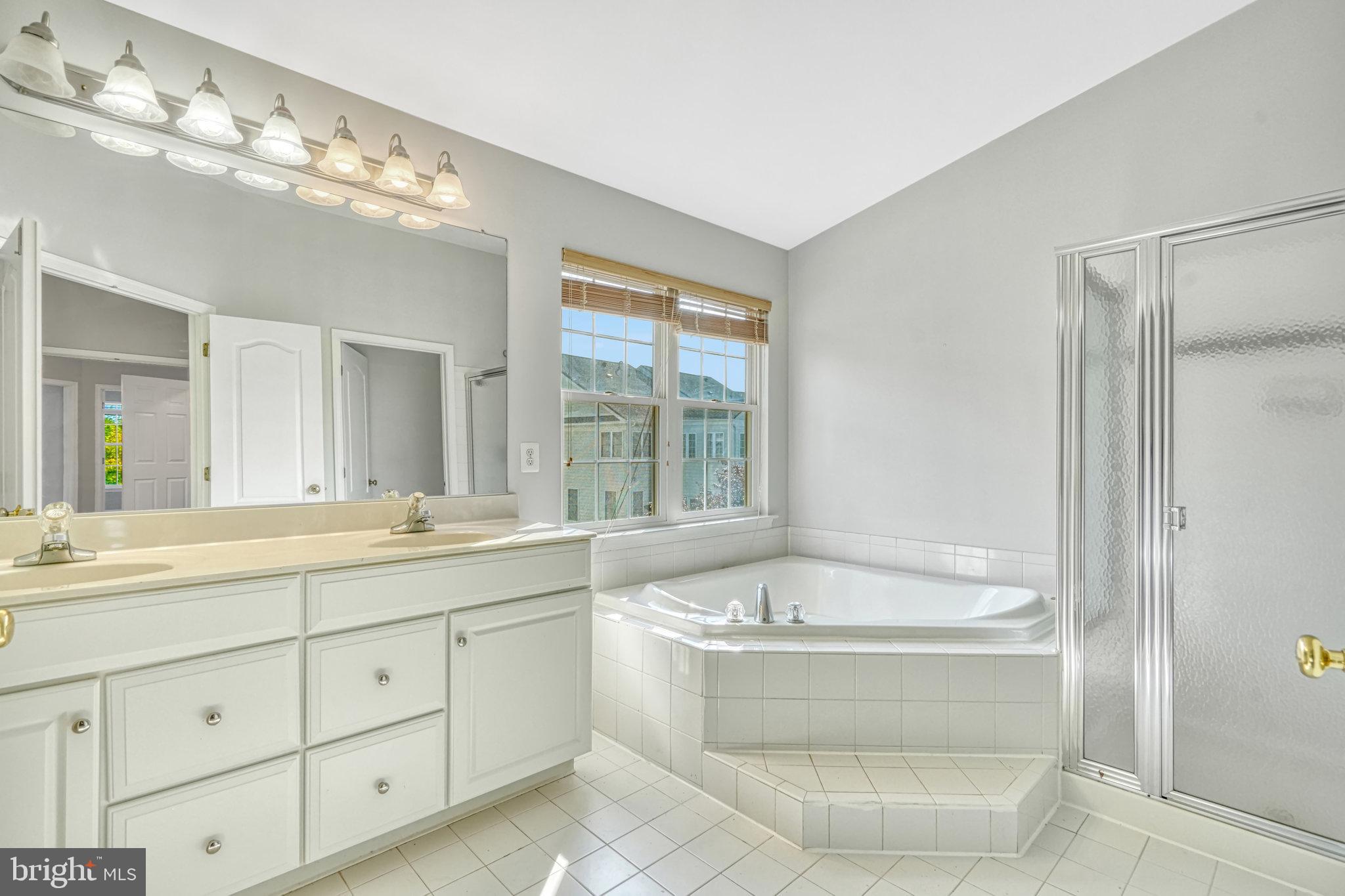 25240 WHIPPOORWILL TER