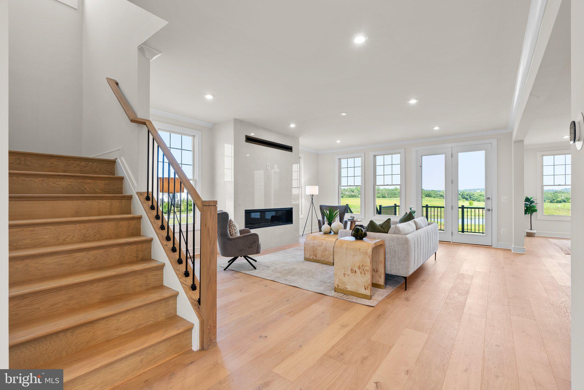 1002 Kalaris Pl SE
