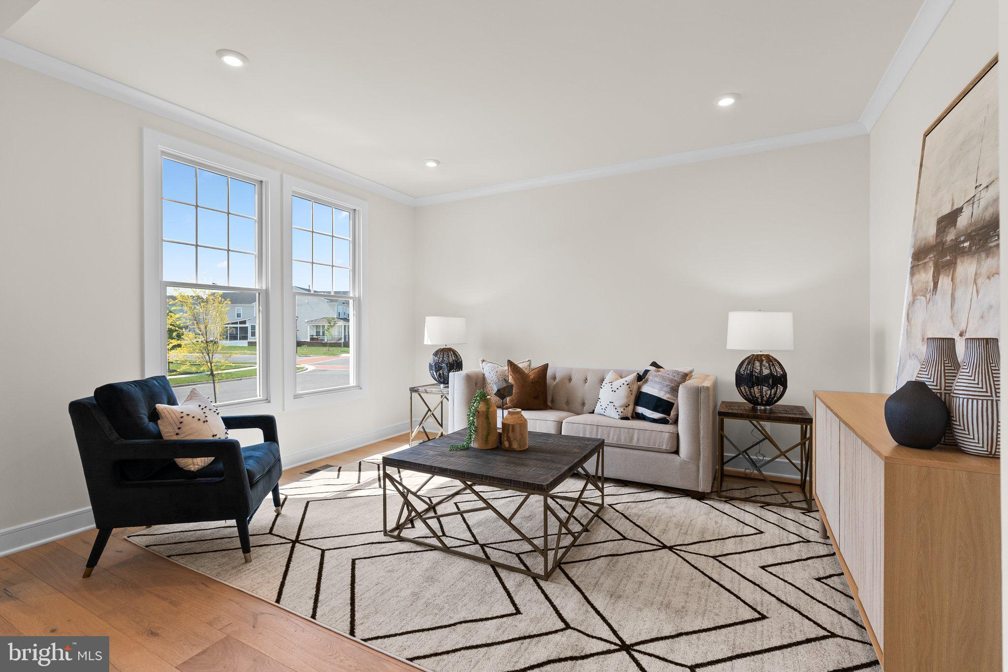 1002 Kalaris Pl SE
