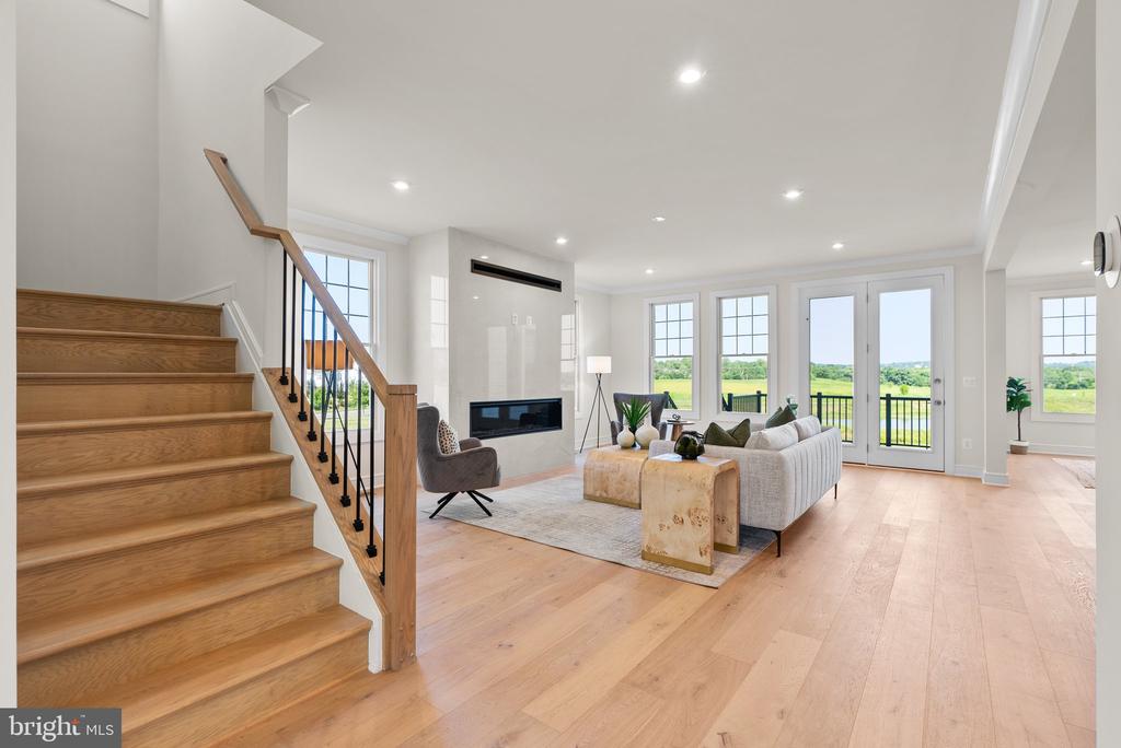 1002 Kalaris Pl SE