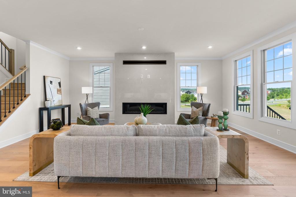 1002 Kalaris Pl SE