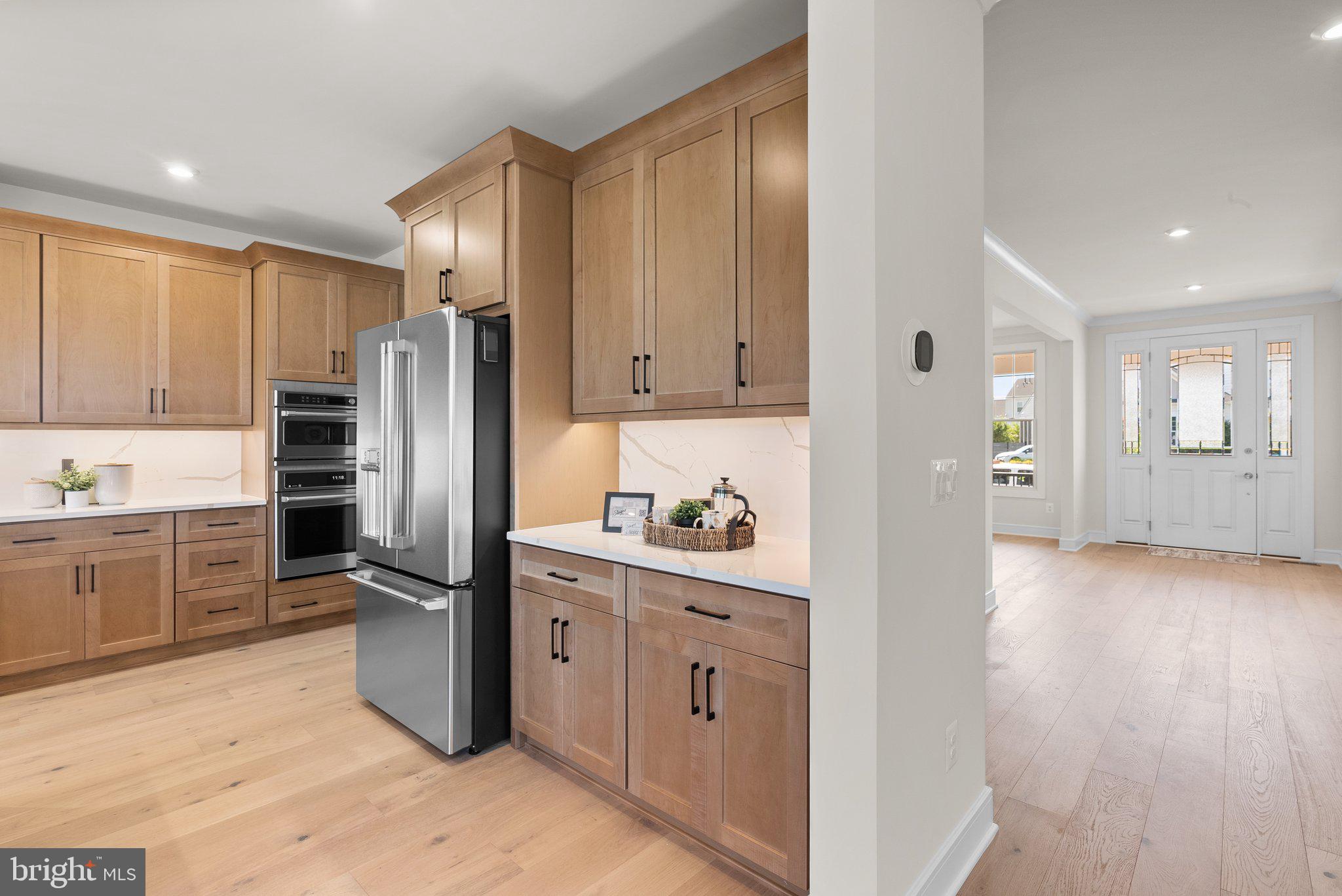 1002 Kalaris Pl SE