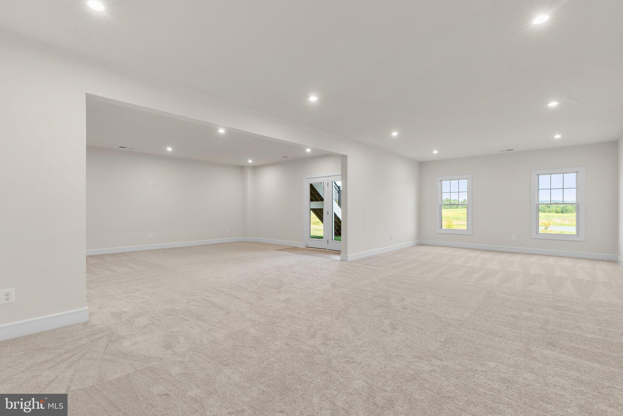 1002 Kalaris Pl SE