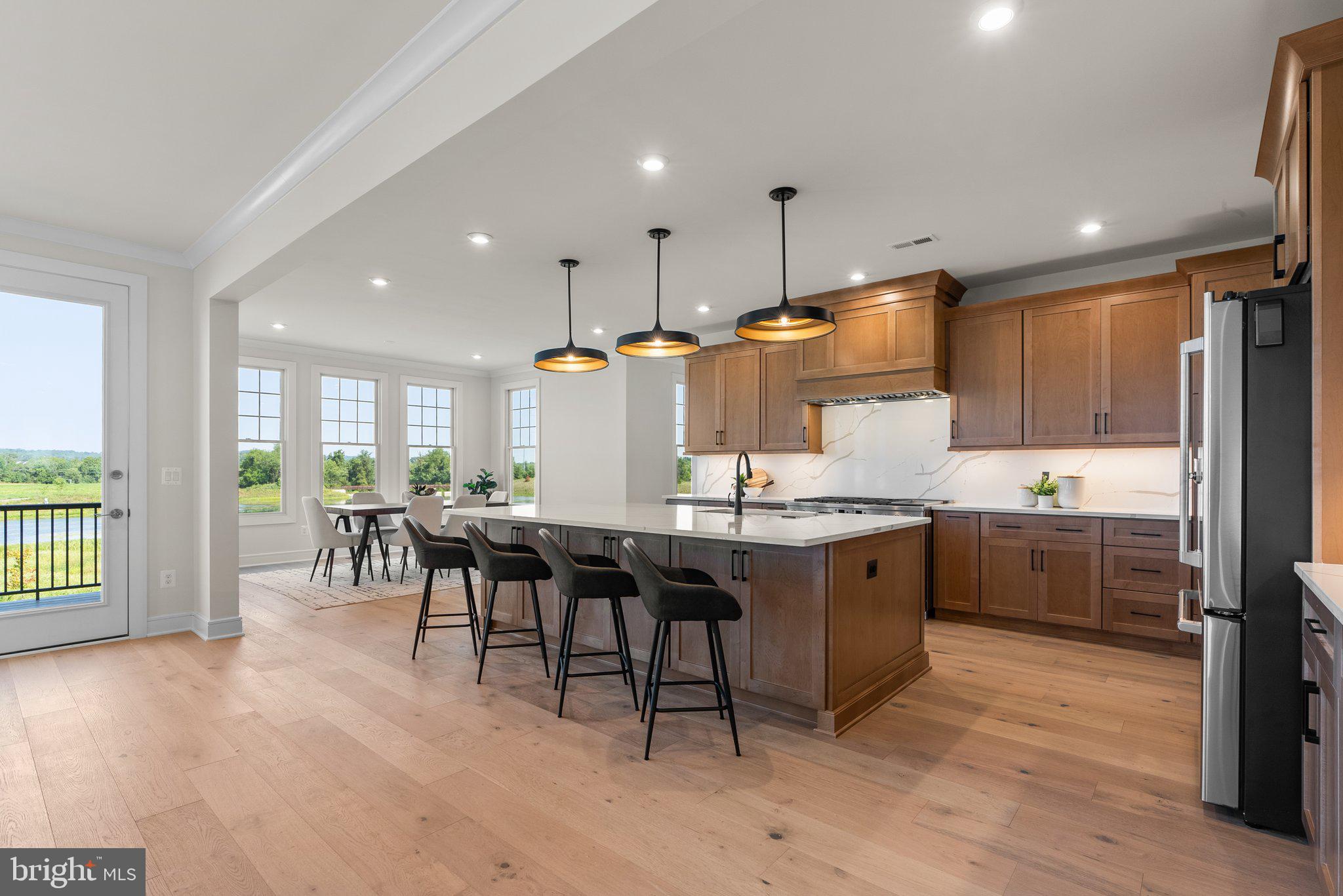 1002 Kalaris Pl SE
