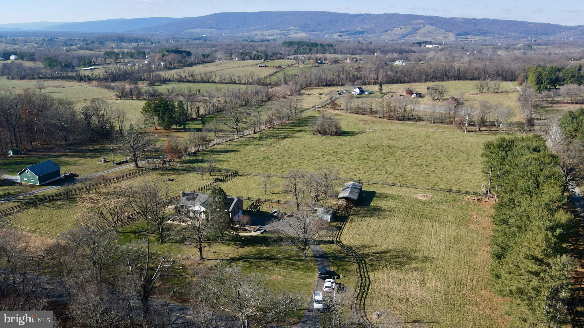 18985 Airmont Rd