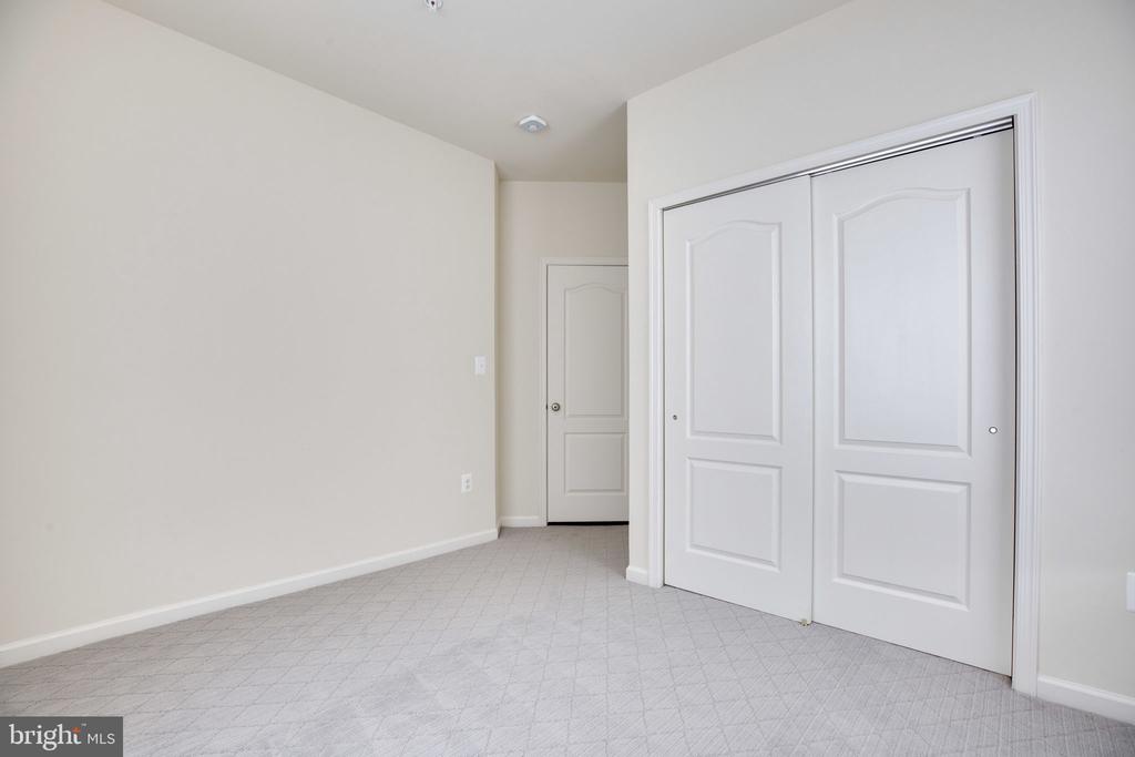 23473 LOGANS RIDGE TER