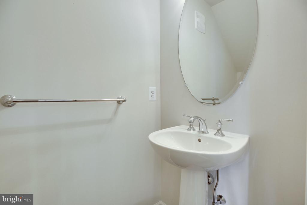 23473 LOGANS RIDGE TER