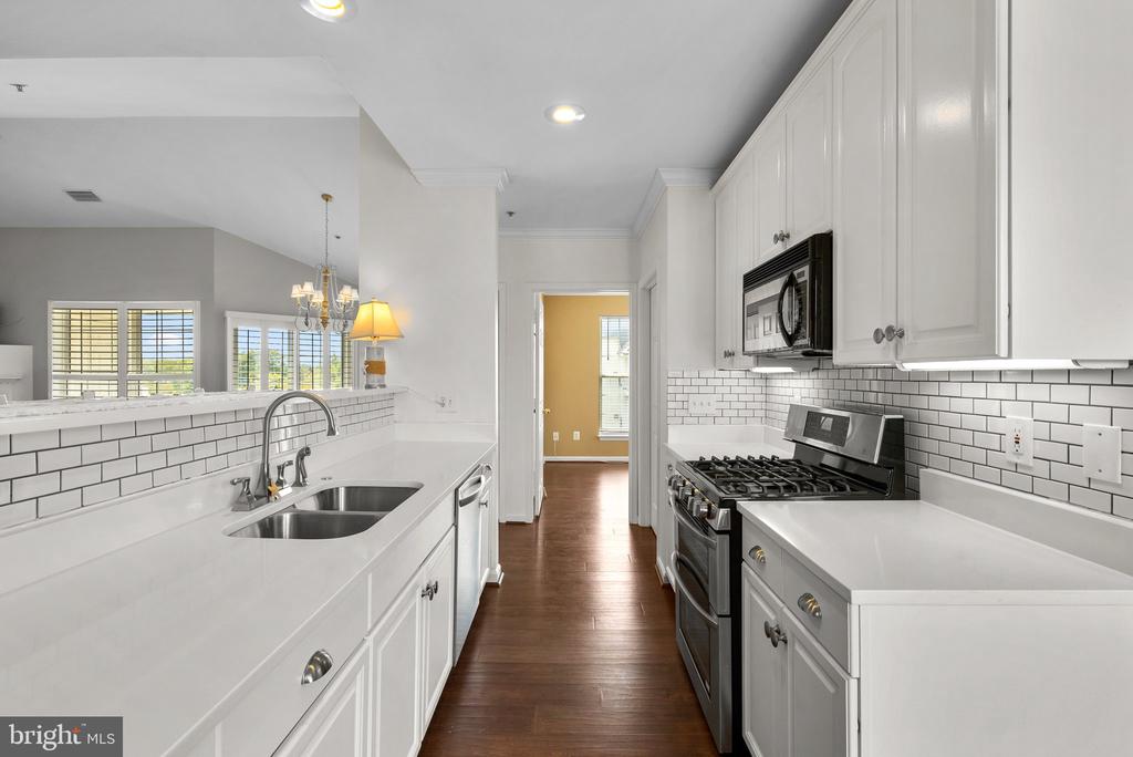 43114 Watercrest Sq #304