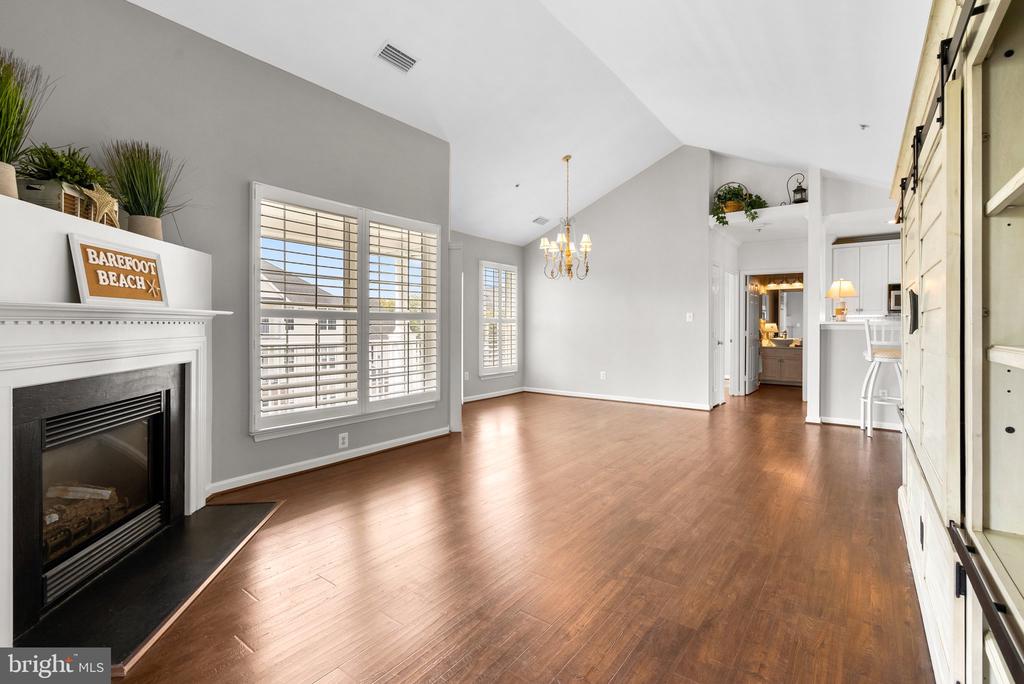 43114 Watercrest Sq #304
