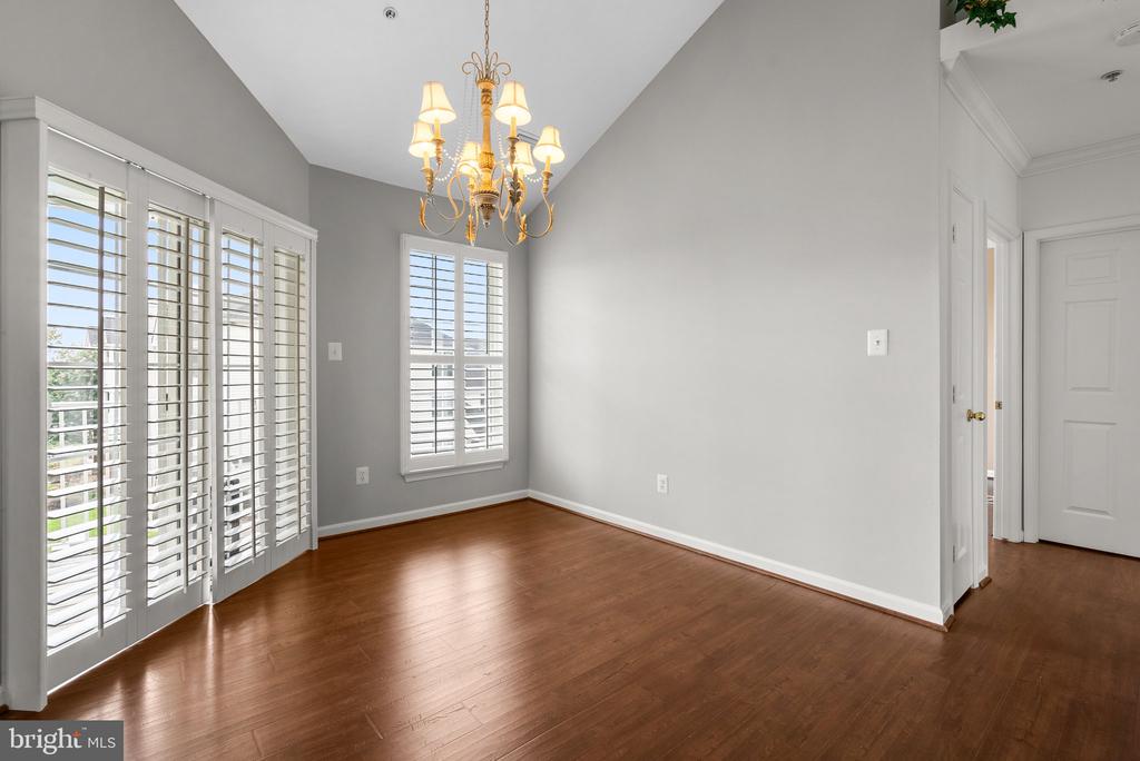 43114 Watercrest Sq #304