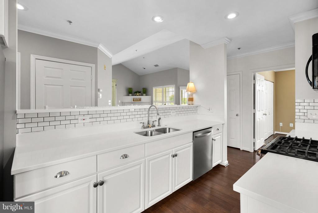 43114 Watercrest Sq #304
