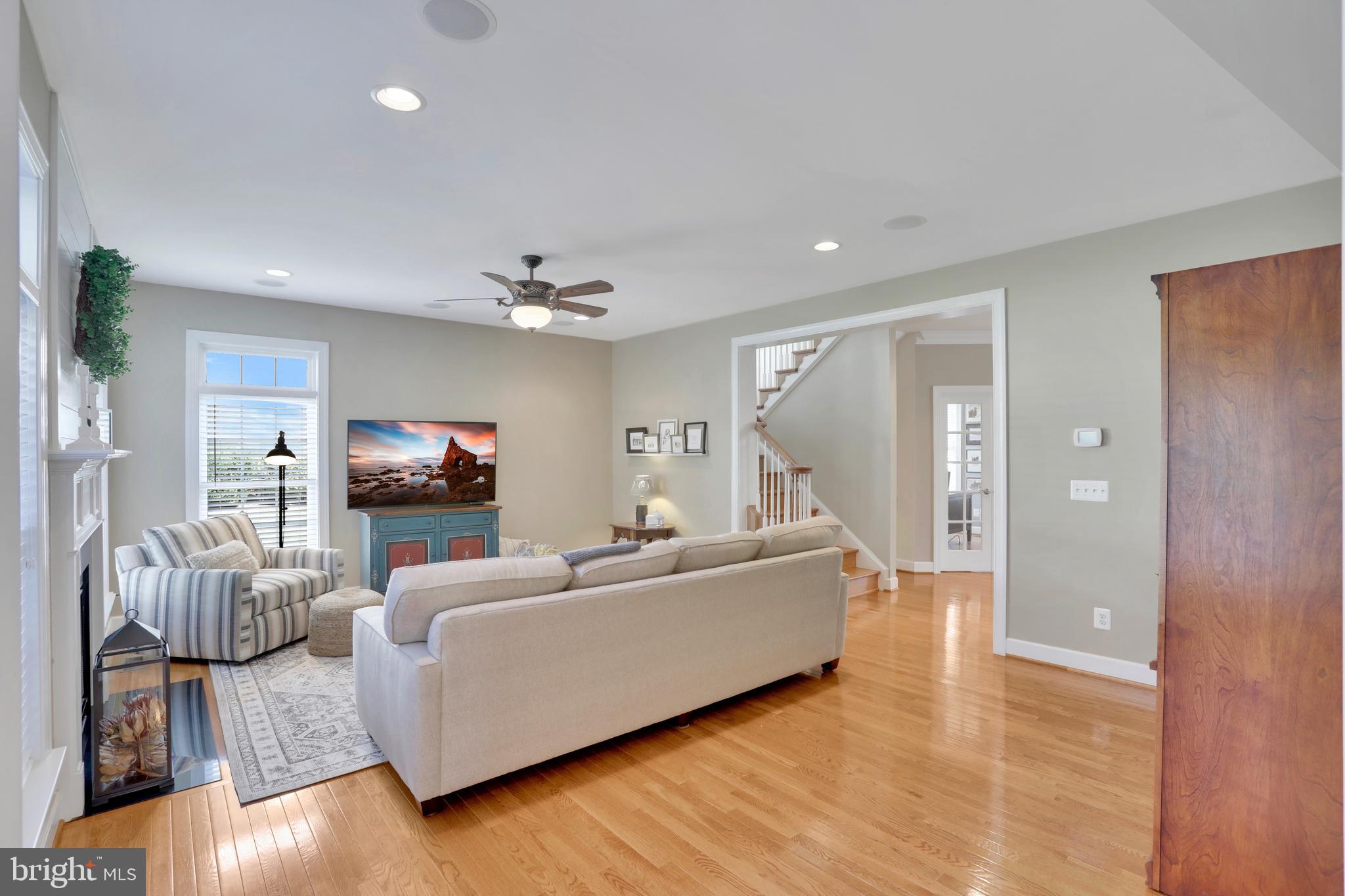 22417 Aging Oak Dr