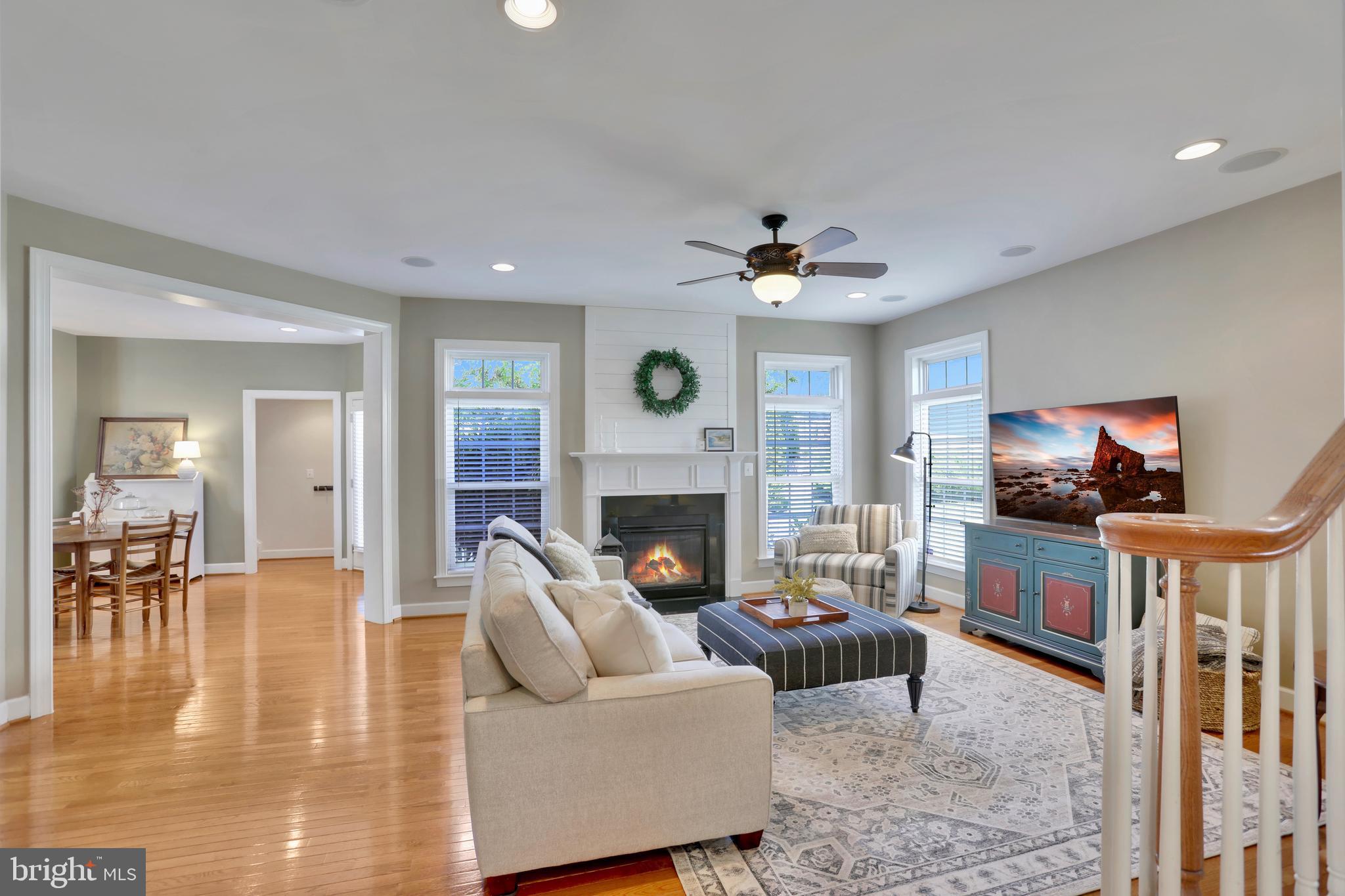 22417 Aging Oak Dr