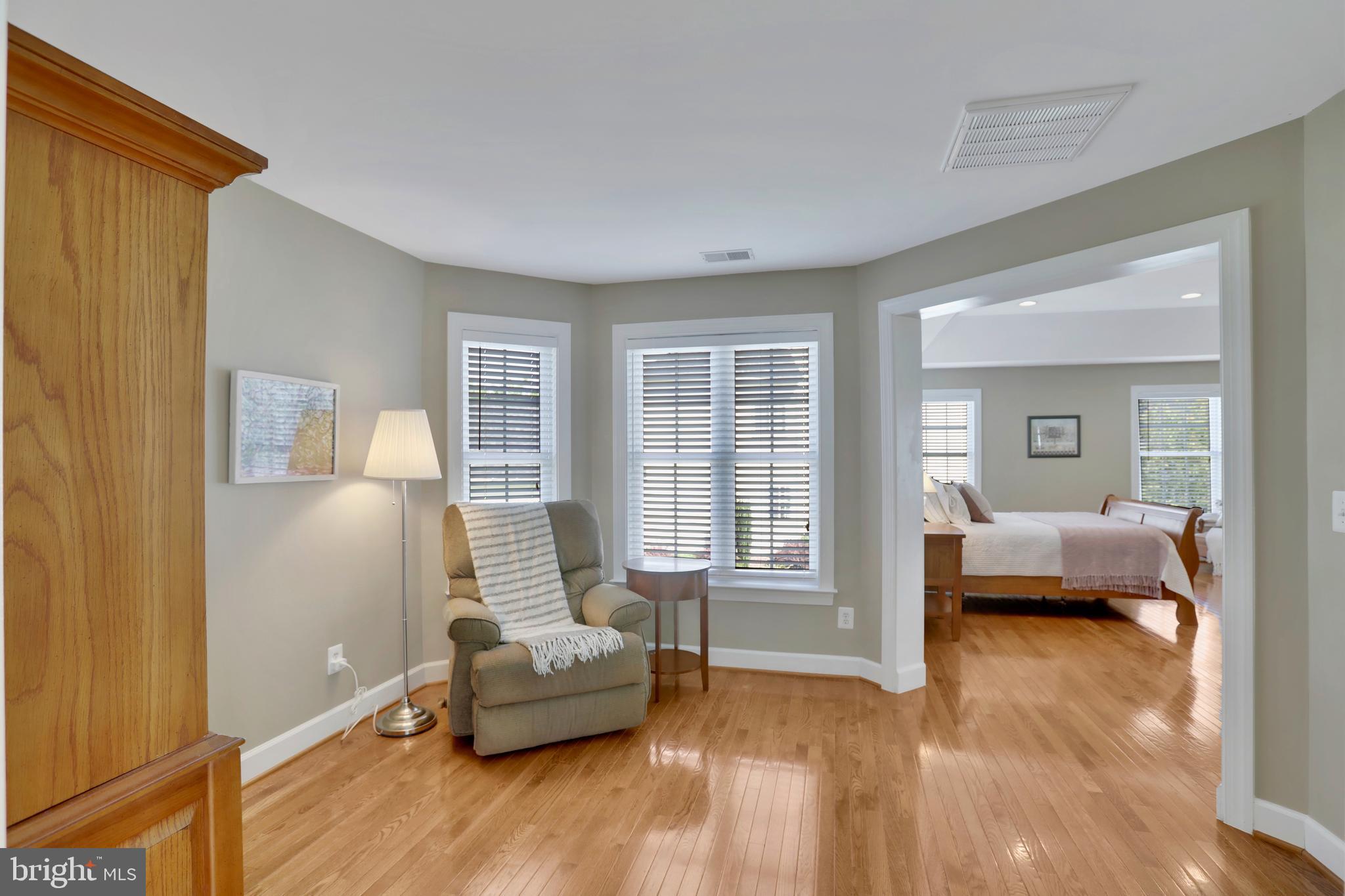 22417 Aging Oak Dr