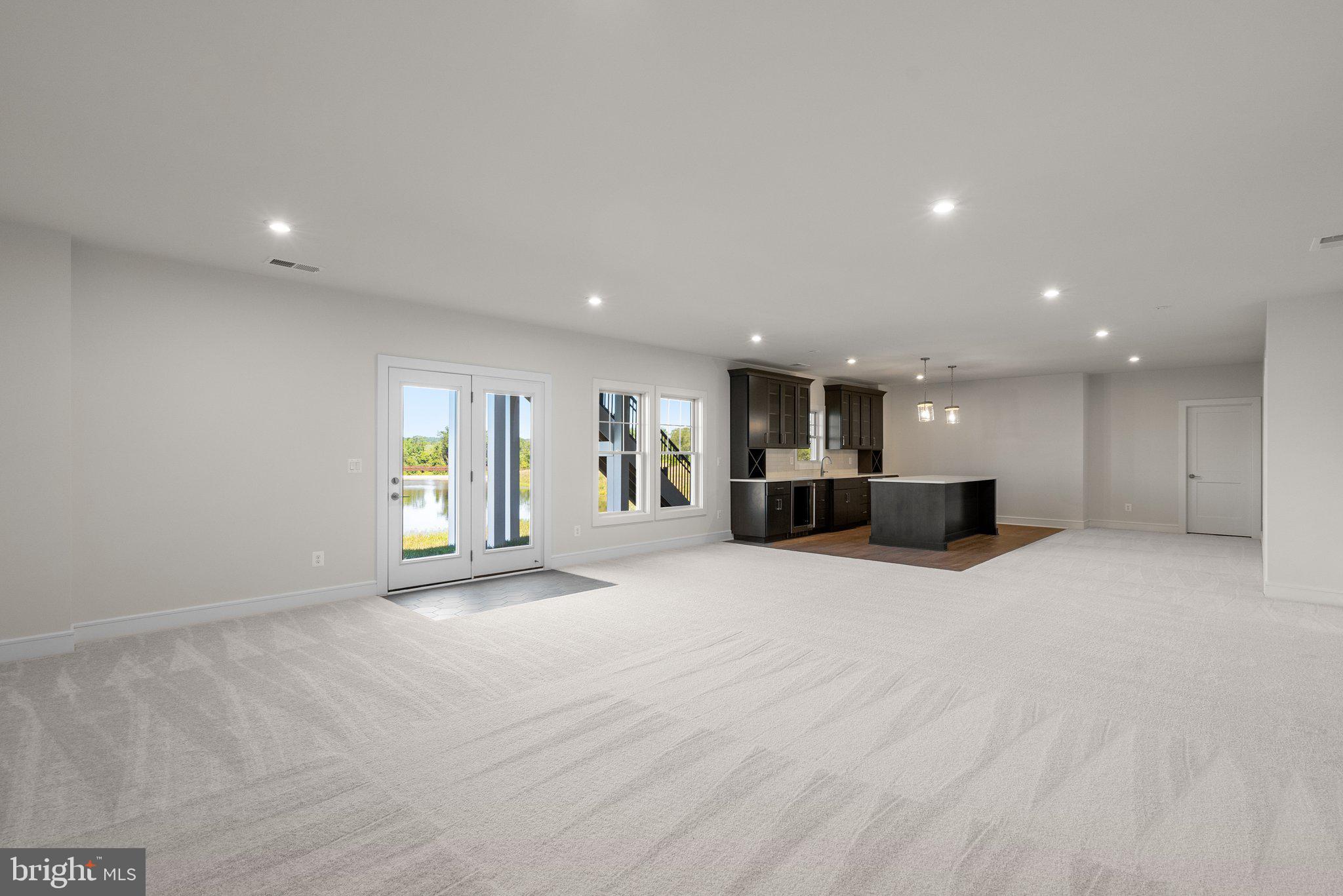 1022 Kalaris Pl SE