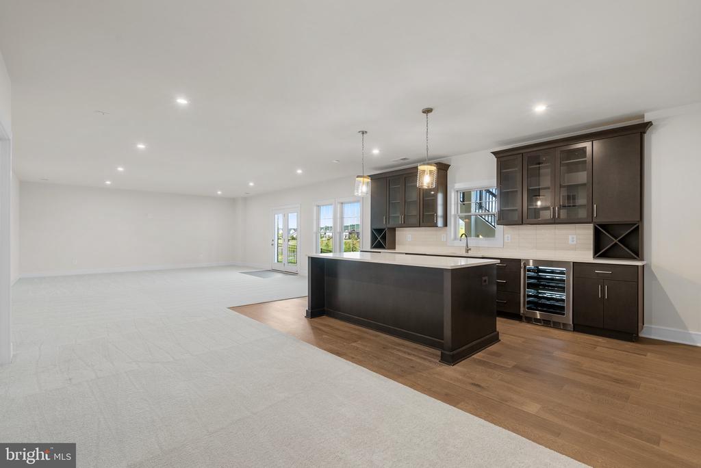 1022 Kalaris Pl SE