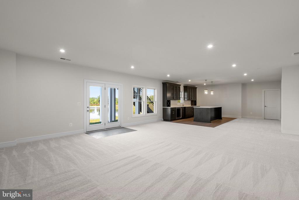 1022 Kalaris Pl SE