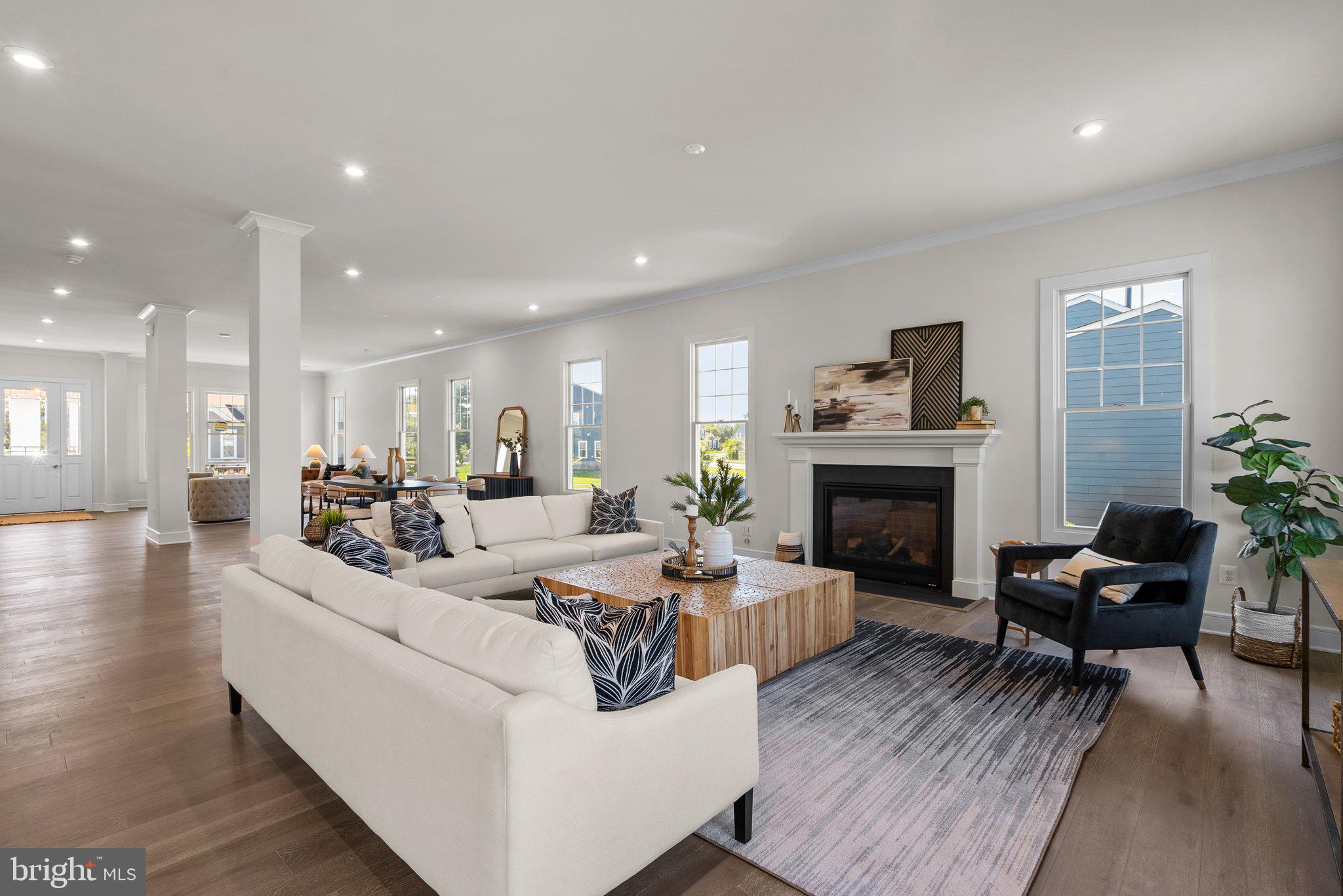 1022 Kalaris Pl SE