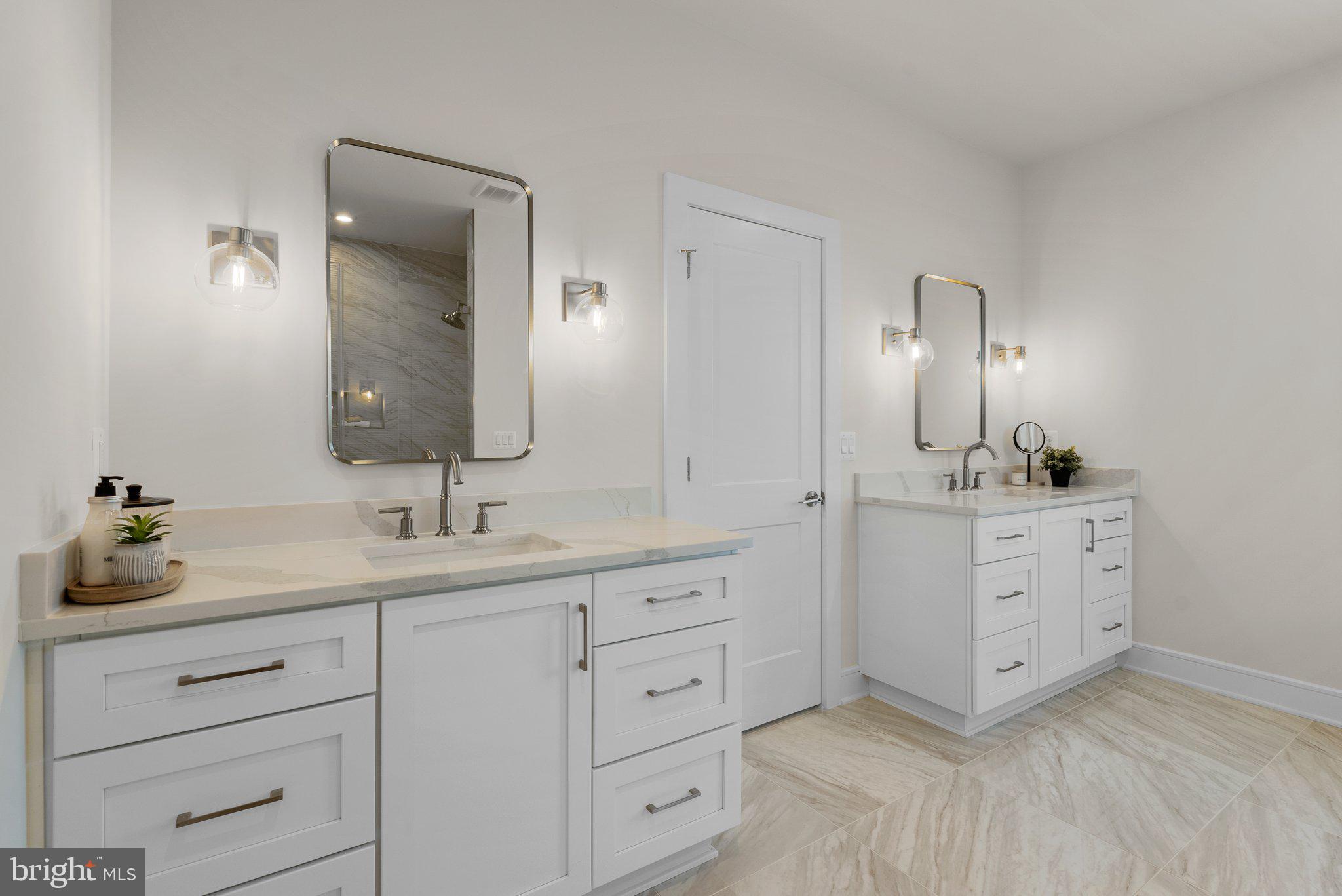 1022 Kalaris Pl SE