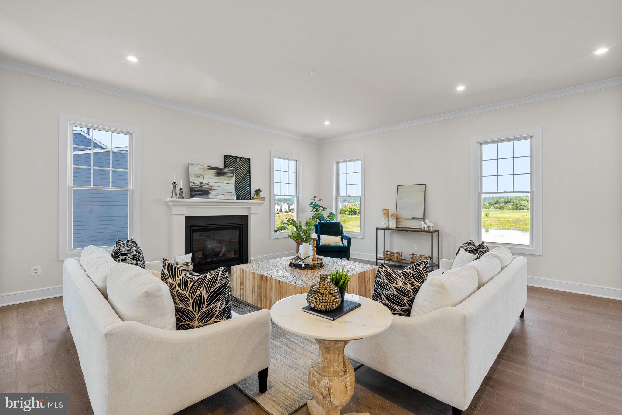 1022 Kalaris Pl SE