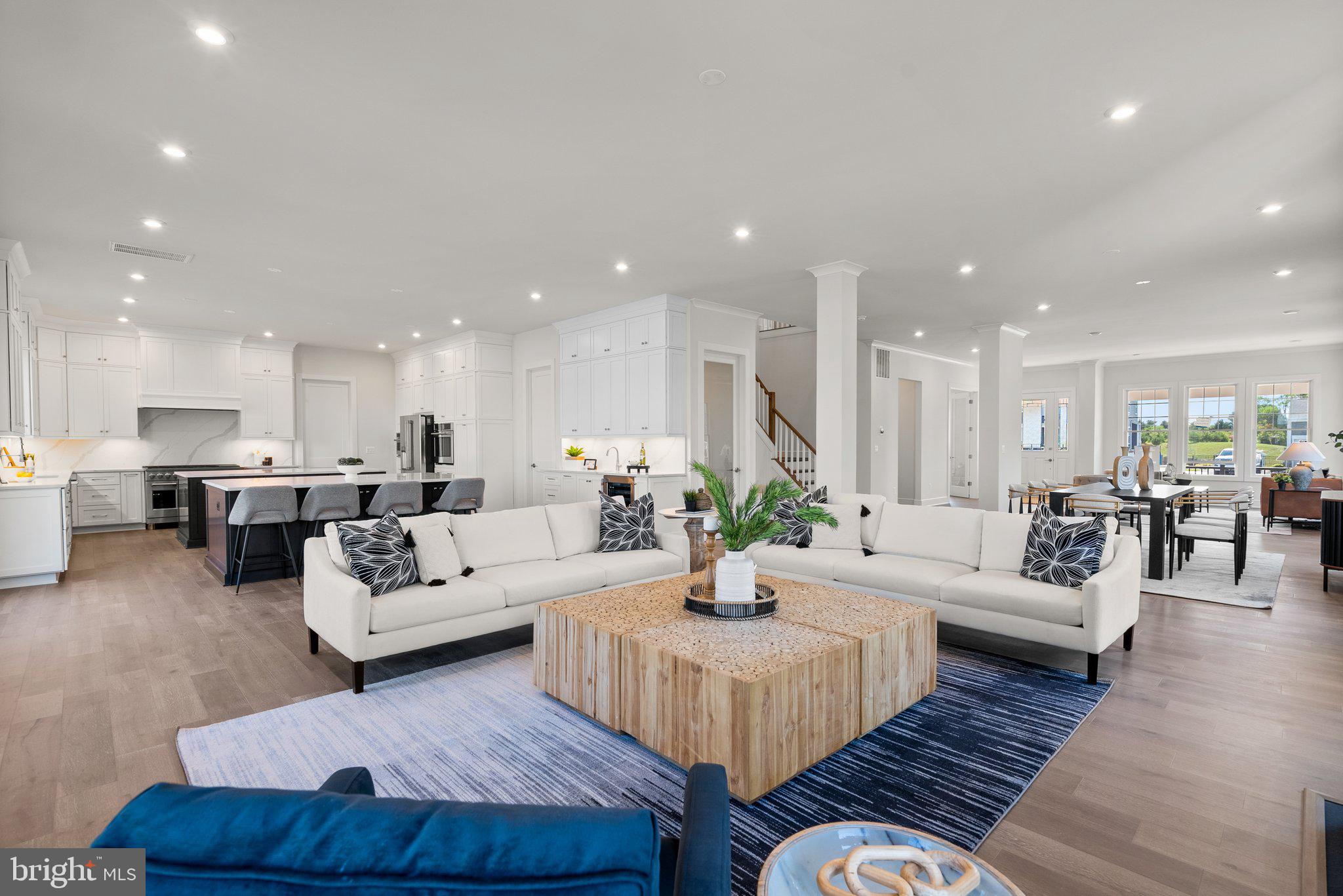 1022 Kalaris Pl SE