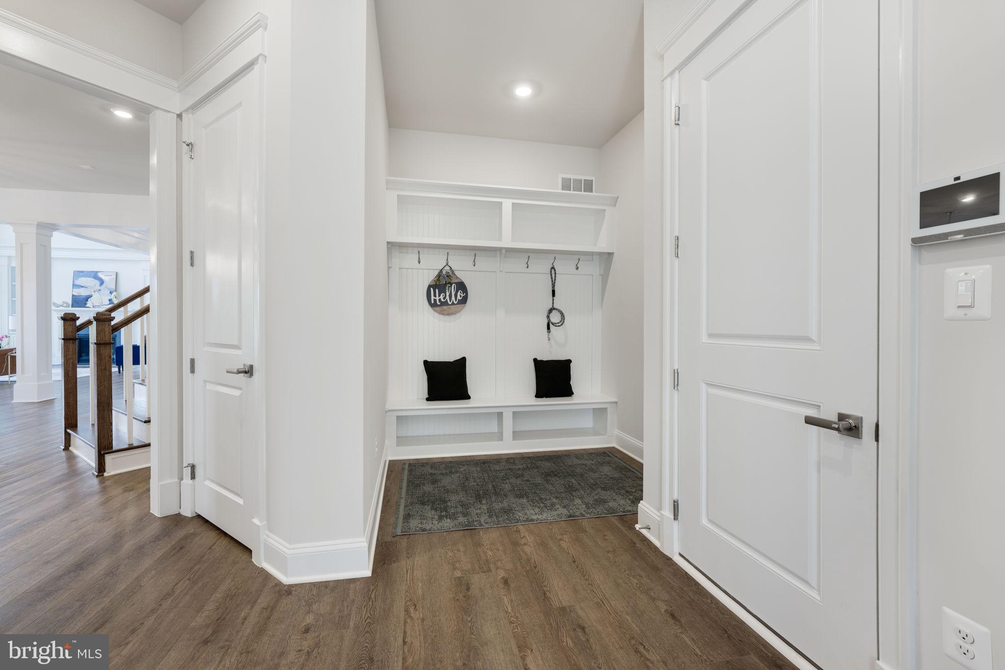 23438 Perry Knoll Ct