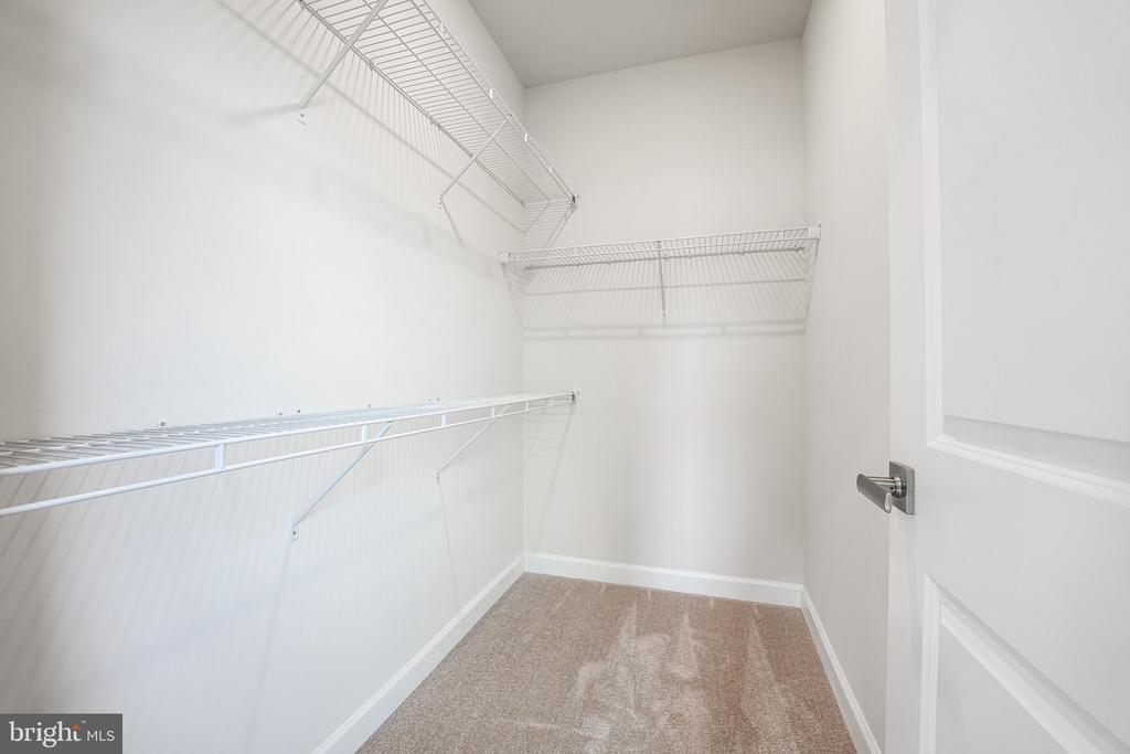 23438 Perry Knoll Ct