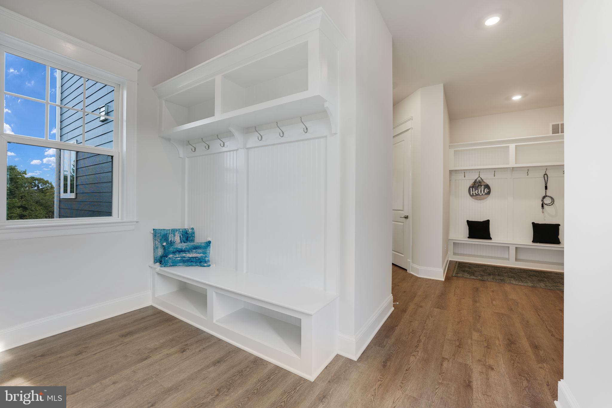 23438 Perry Knoll Ct
