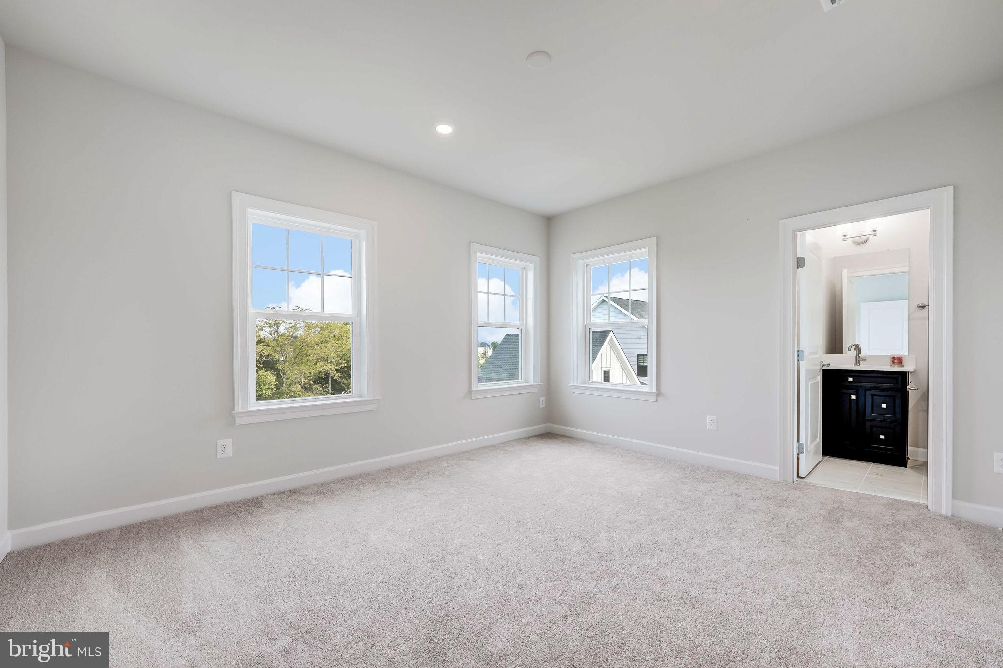 23438 Perry Knoll Ct