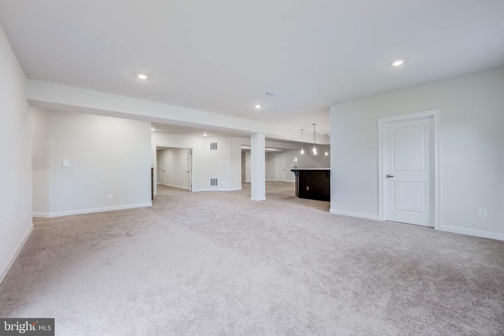 23438 Perry Knoll Ct