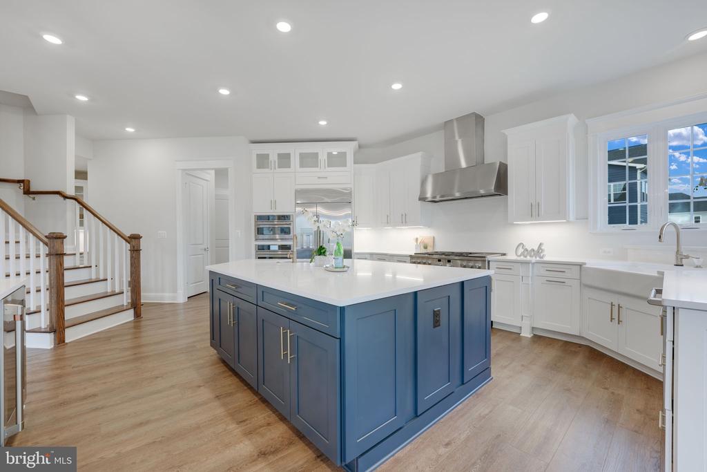 23438 Perry Knoll Ct