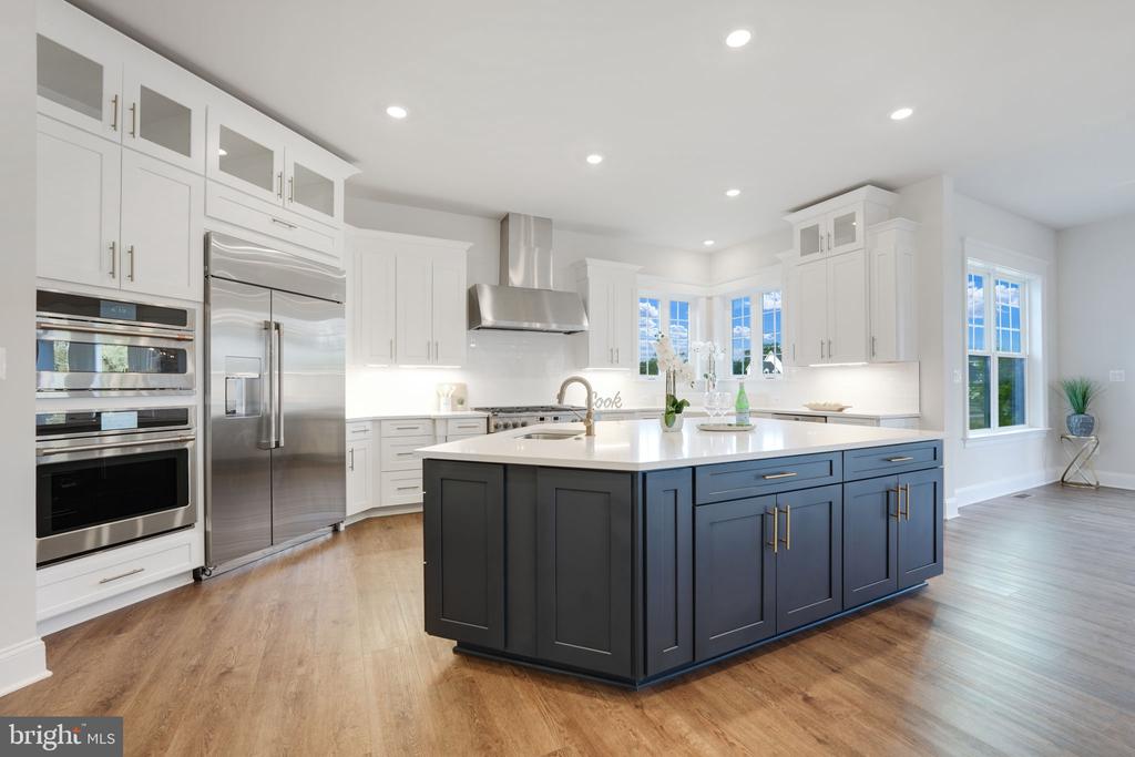 23438 Perry Knoll Ct