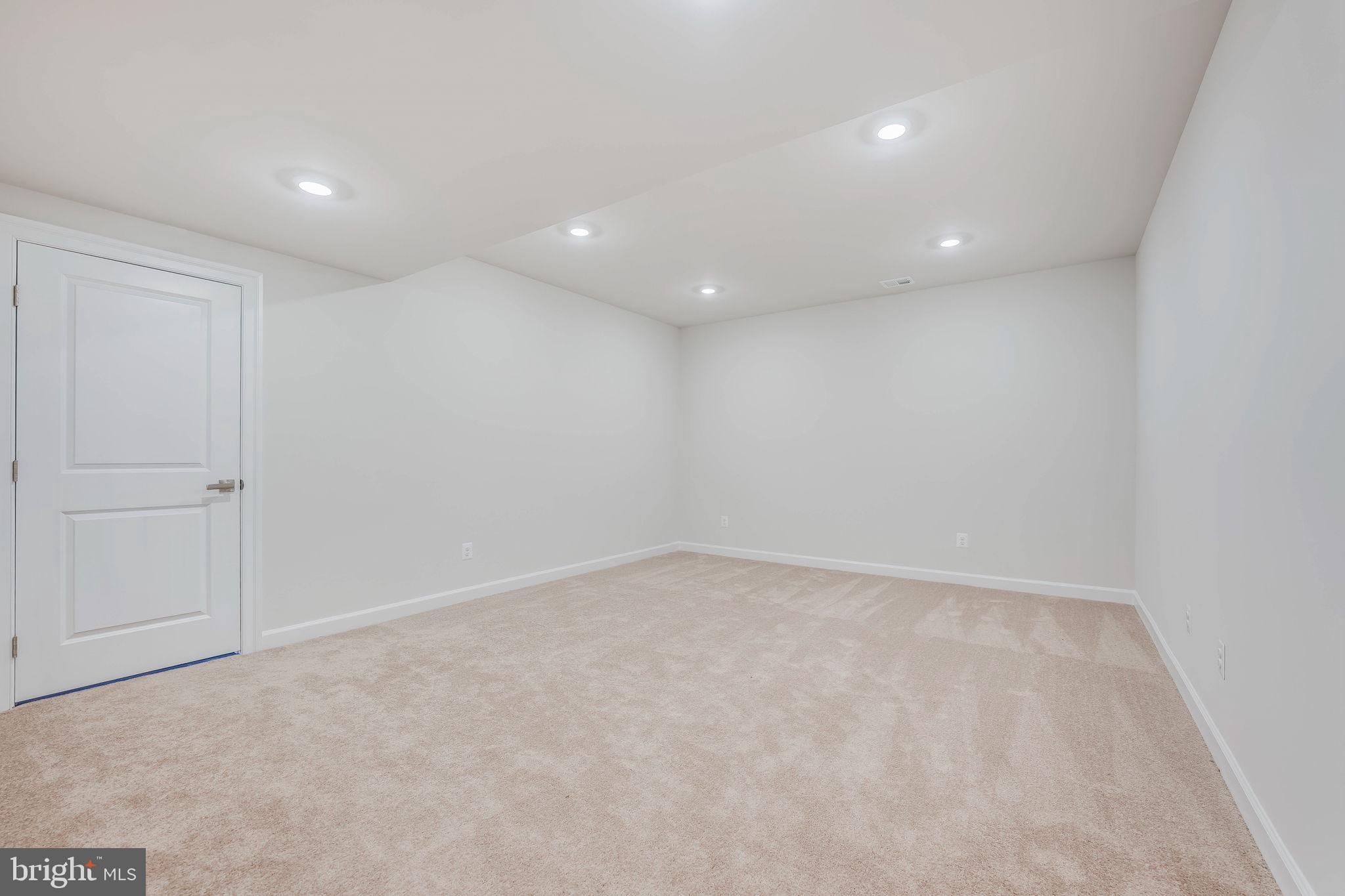 23438 Perry Knoll Ct