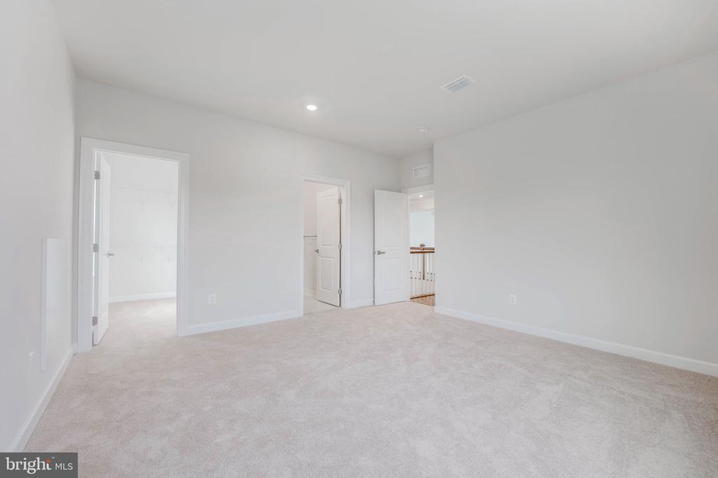 23438 Perry Knoll Ct