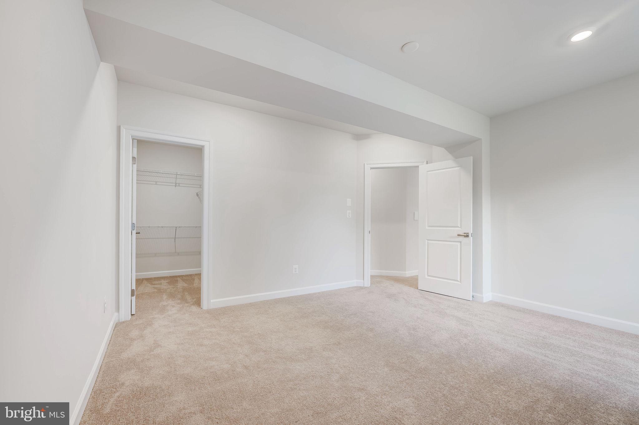 23438 Perry Knoll Ct