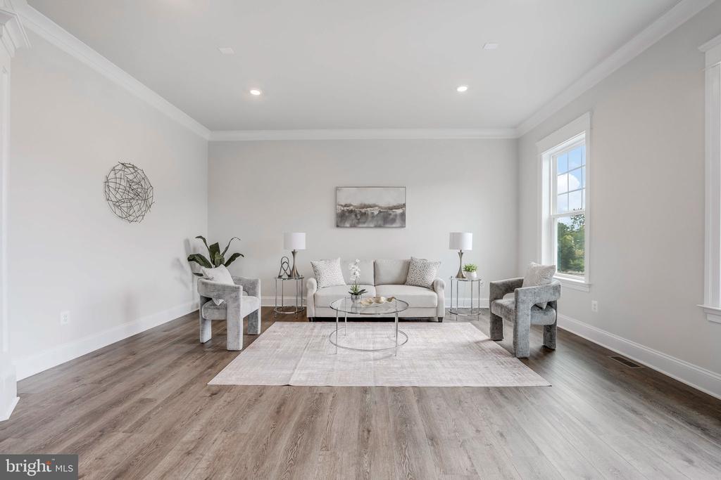 23438 Perry Knoll Ct