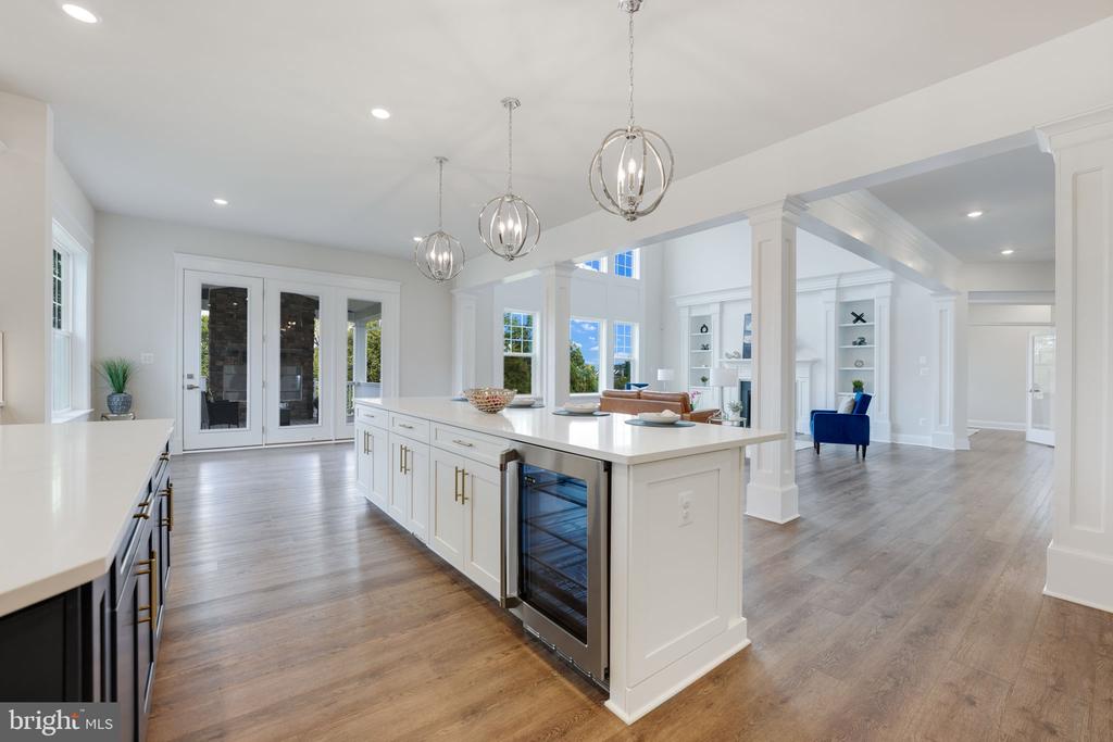 23438 Perry Knoll Ct