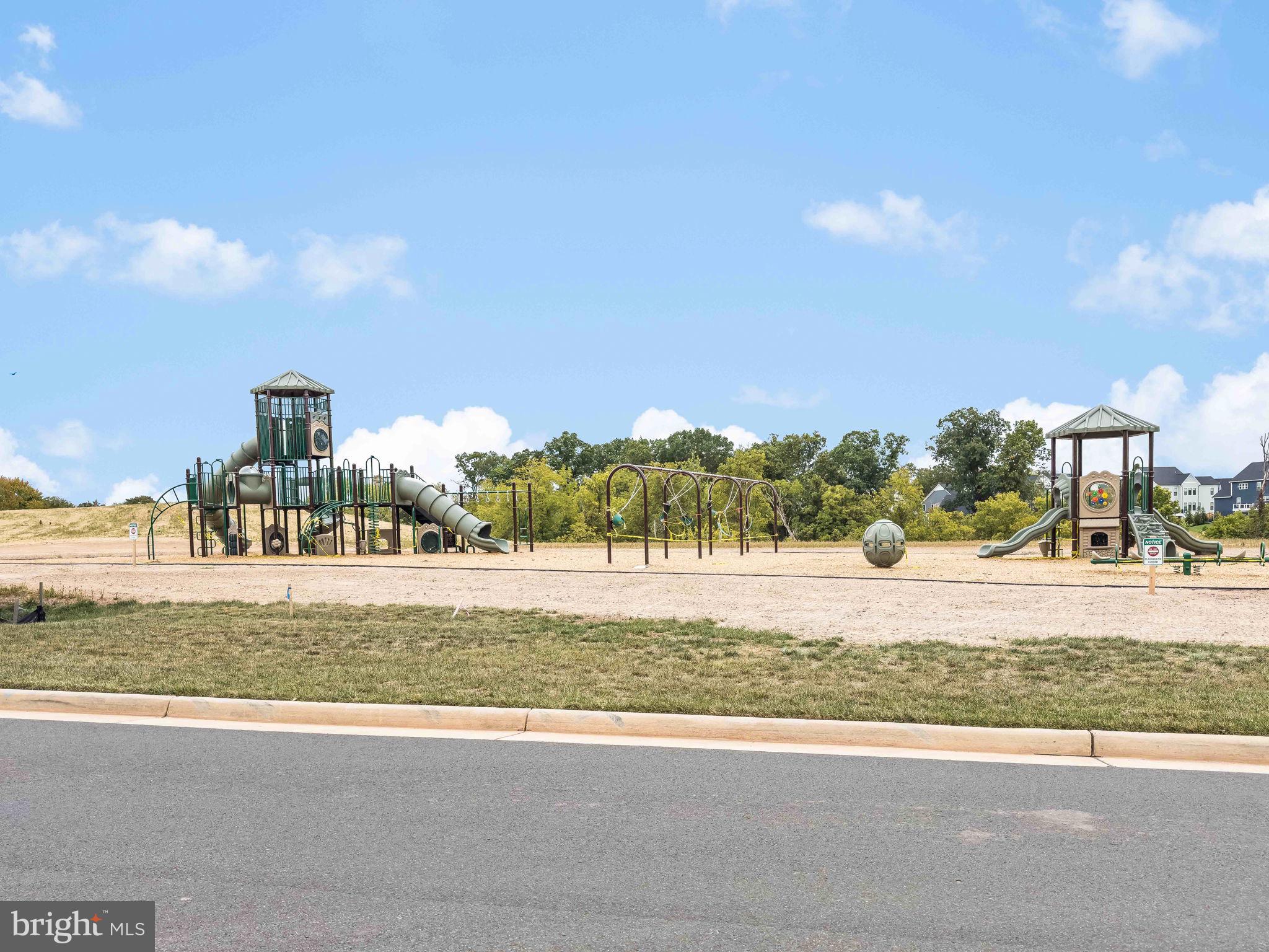 23438 Perry Knoll Ct