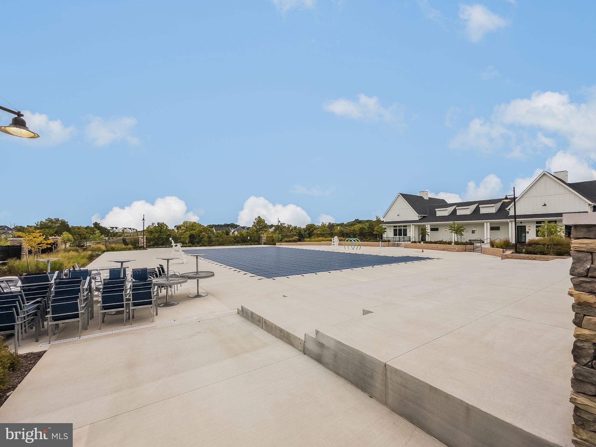 23438 Perry Knoll Ct