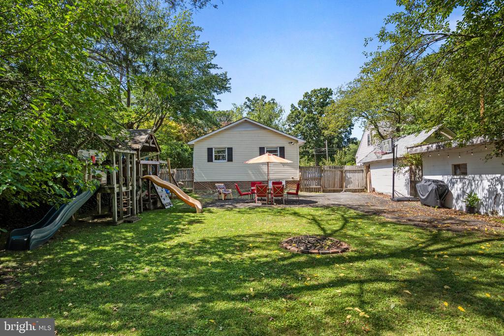 412 S Maple Ave