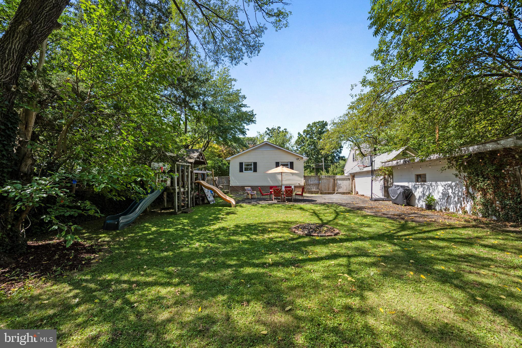 412 S Maple Ave