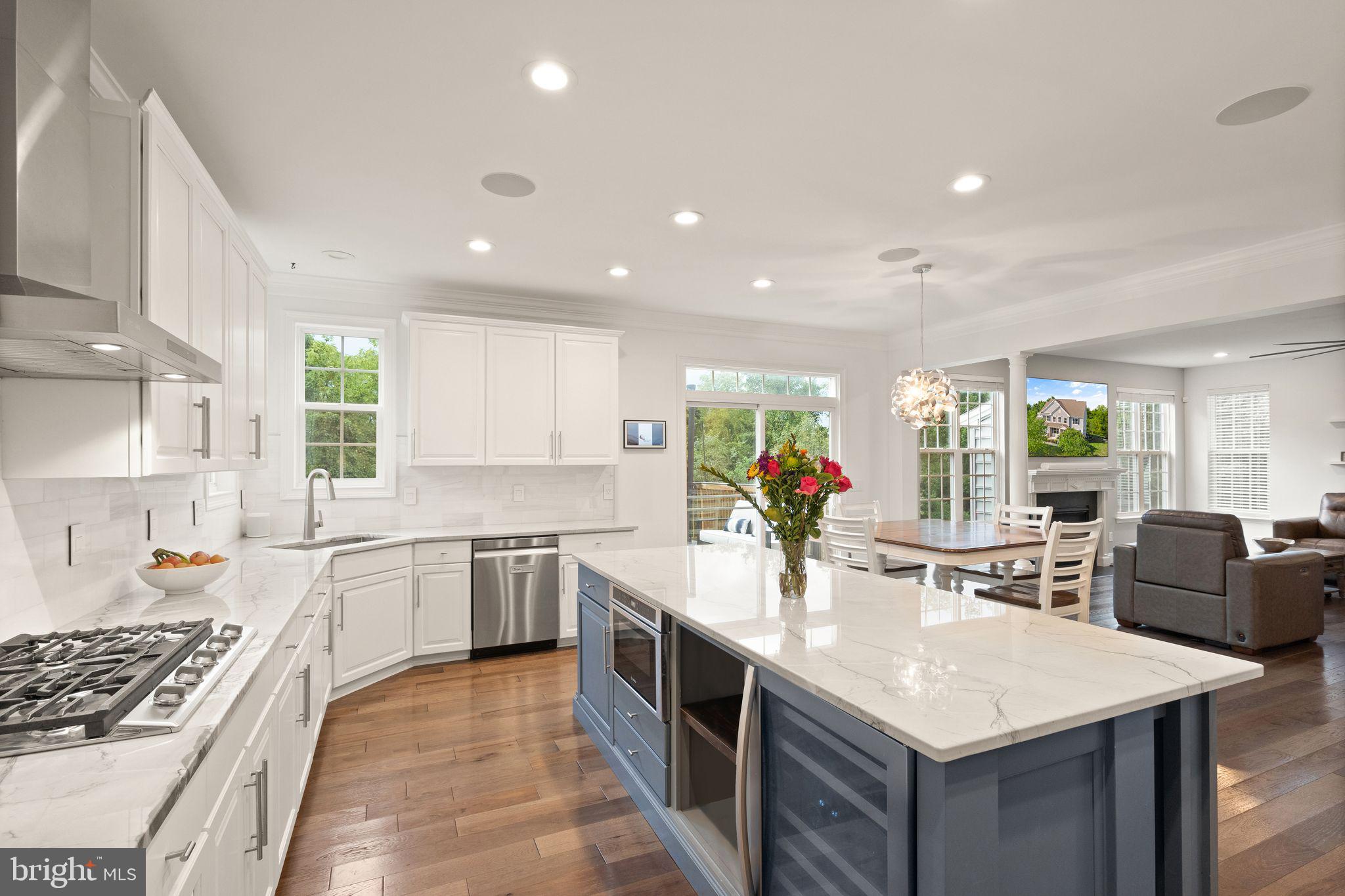 13421 Arcadian Dr