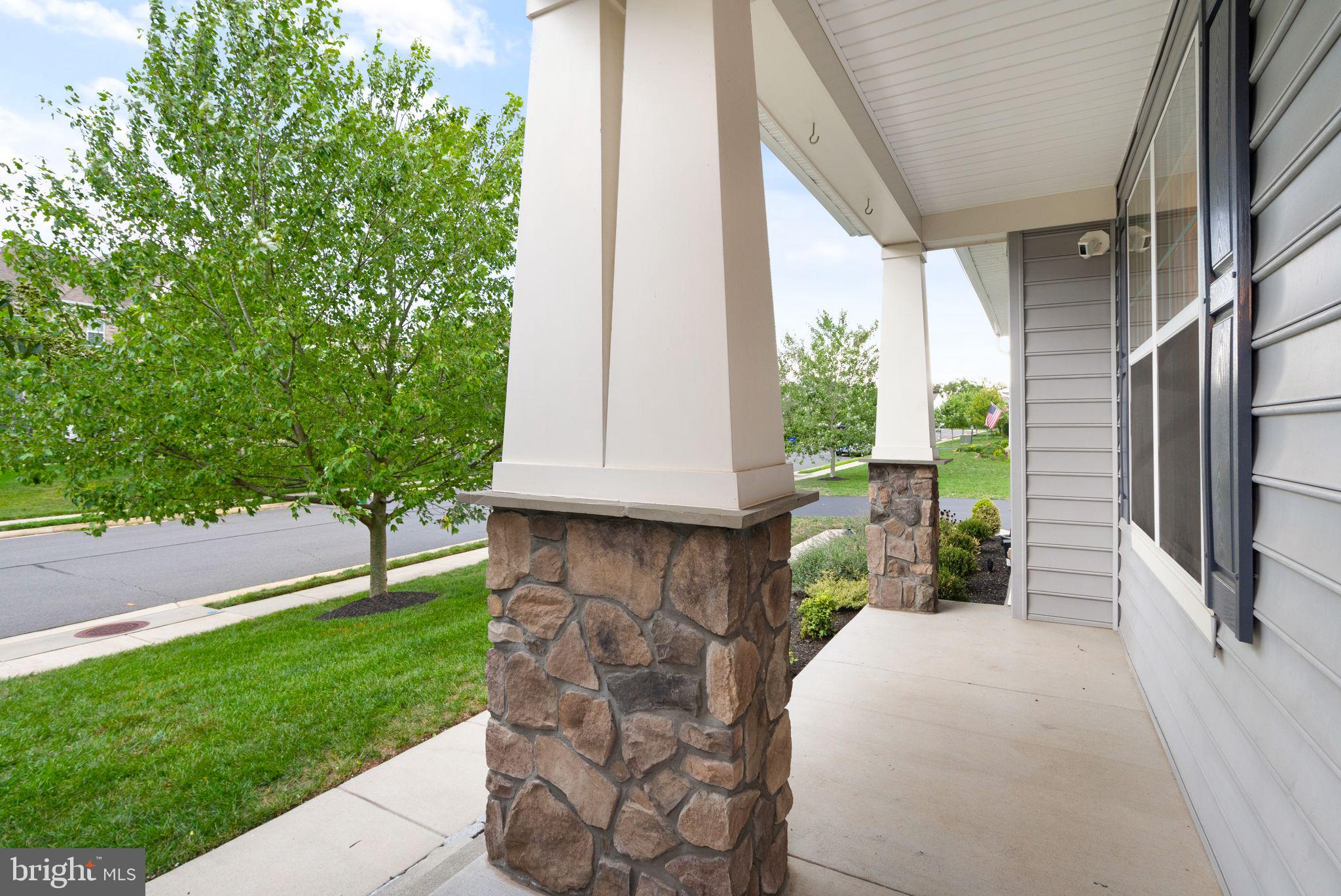 13421 Arcadian Dr