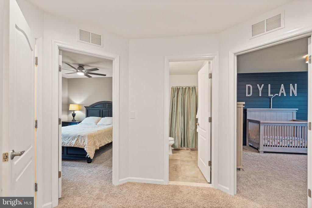 13421 Arcadian Dr