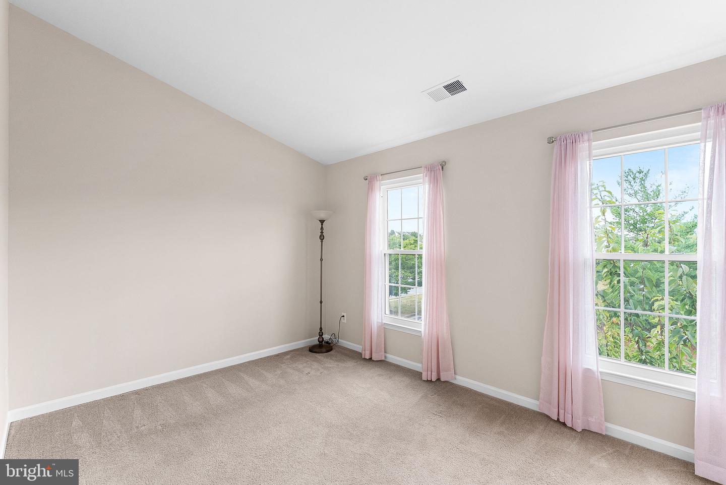 44197 Litchfield Ter
