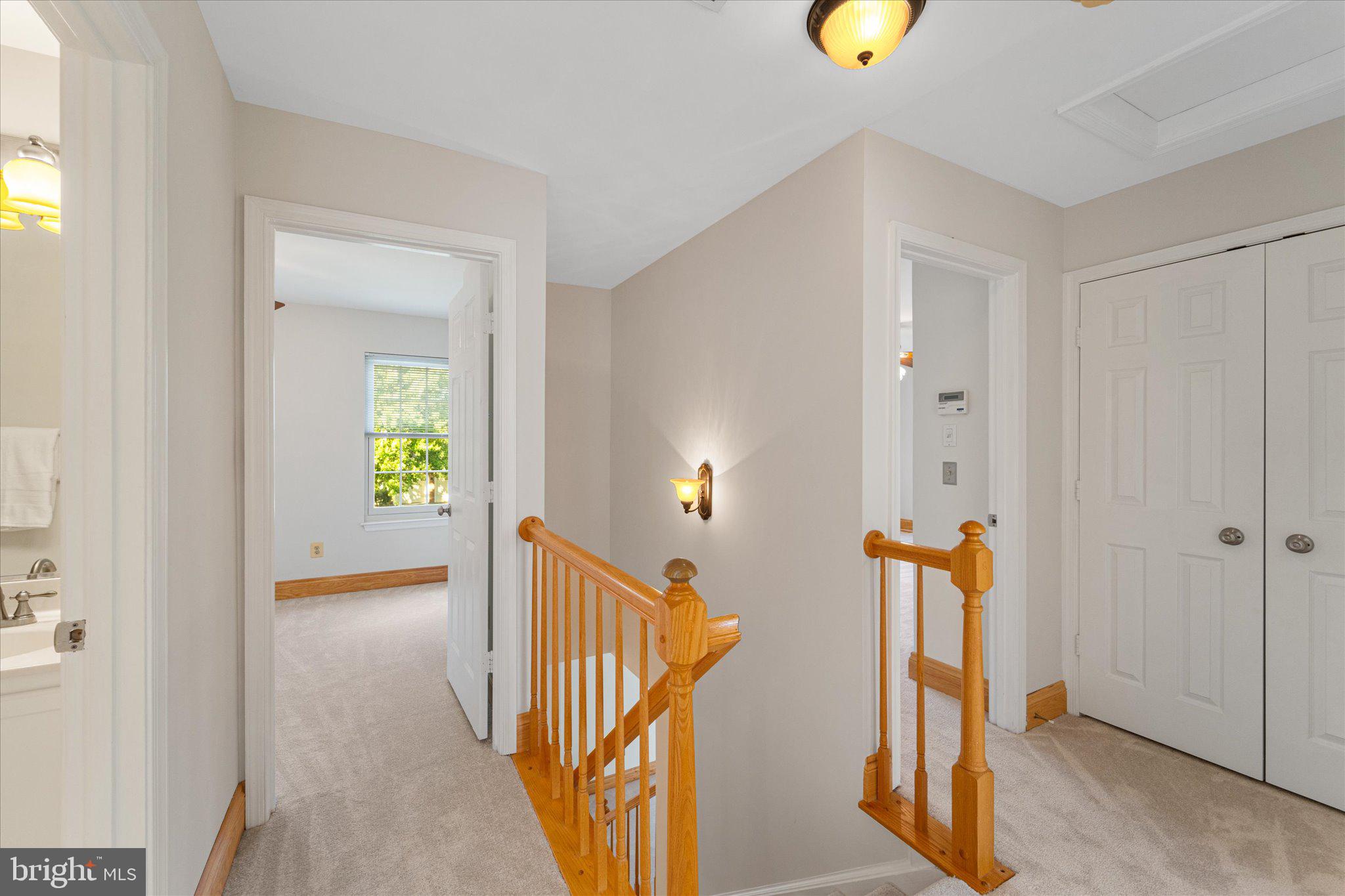 209 Foxborough Dr SW