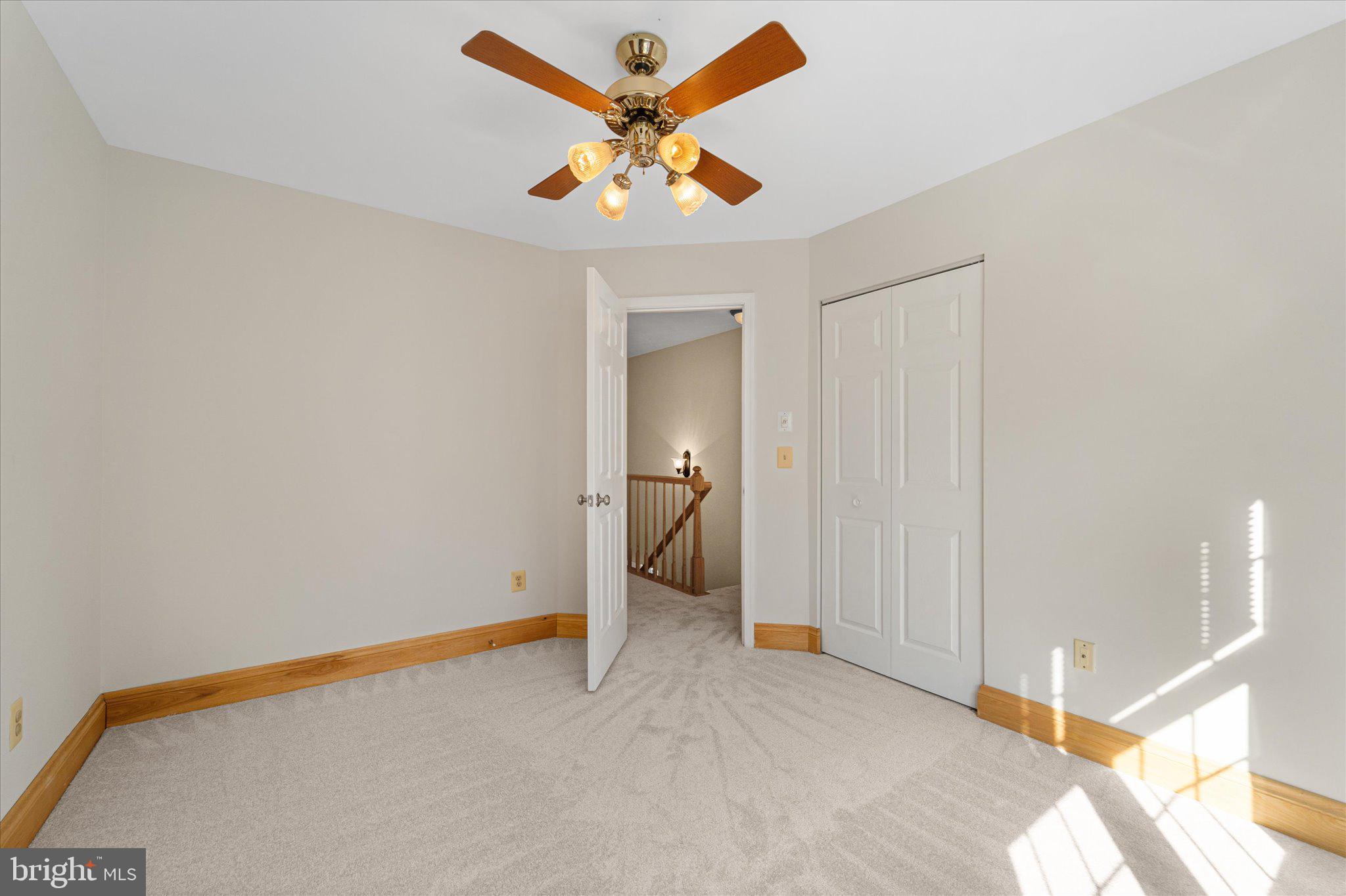 209 Foxborough Dr SW